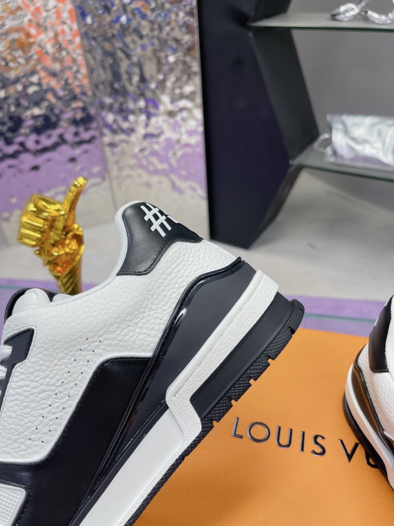 Louis Vuitton Sneakers